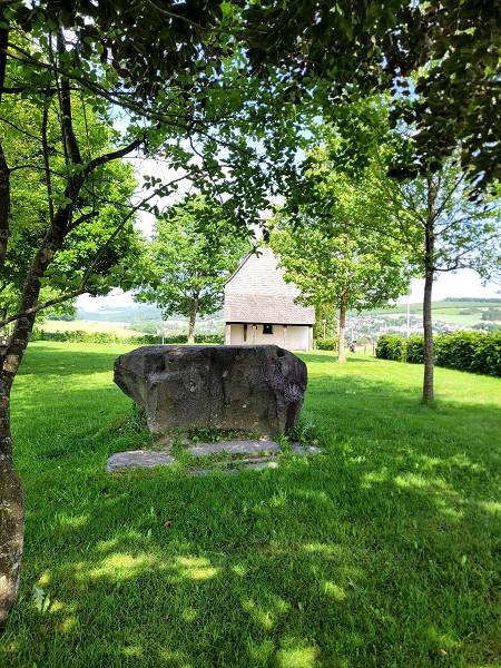 Eslohee Altar